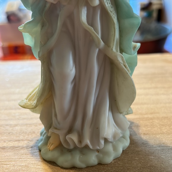 Praying Angel Resin Figurine NWOT 🙏😇 - Picture 4 of 10